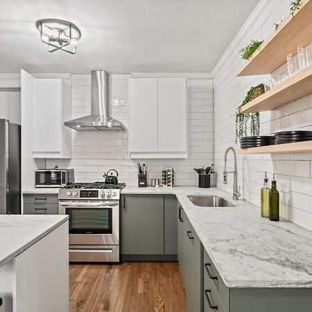 Sun Lit Bungalow With Good Vibes And Lots Of Wine - Designedbydom AtlantaAtlanta  Kültér fotó