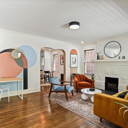 Sun Lit Bungalow With Good Vibes And Lots Of Wine - Designedbydom AtlantaAtlanta  Kültér fotó