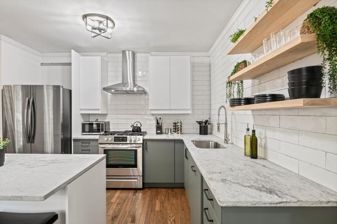 Sun Lit Bungalow With Good Vibes And Lots Of Wine - Designedbydom AtlantaAtlanta  Kültér fotó